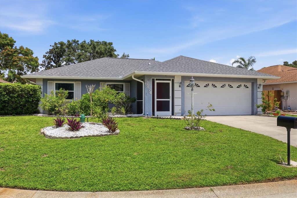 Photo of 5874 Covington Way, Sarasota, FL 34232 (MLS # A4700525)