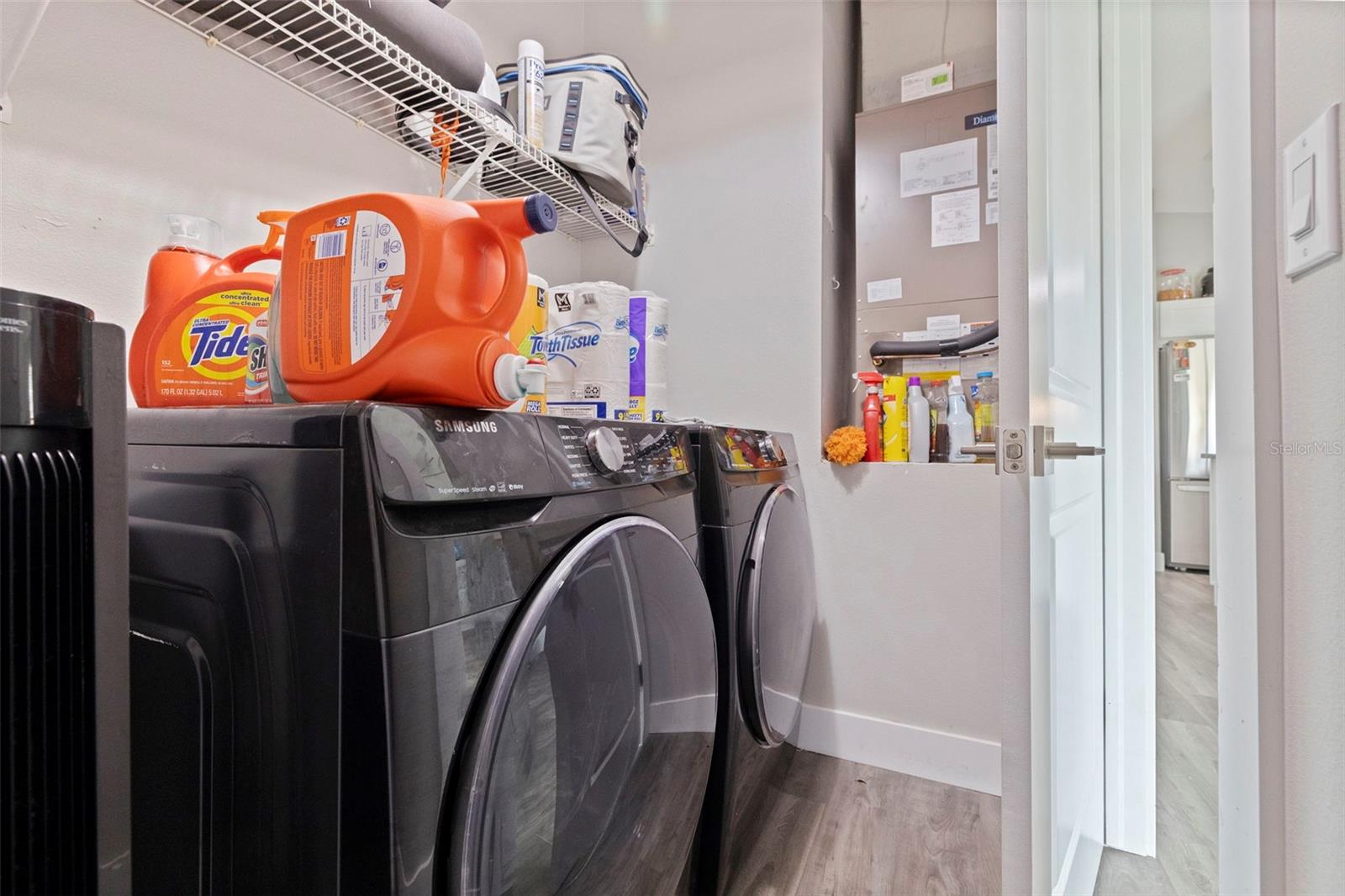 RAVENSWOOD - Residential