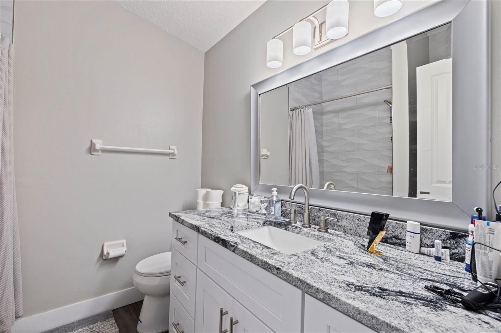 RAVENSWOOD - Residential