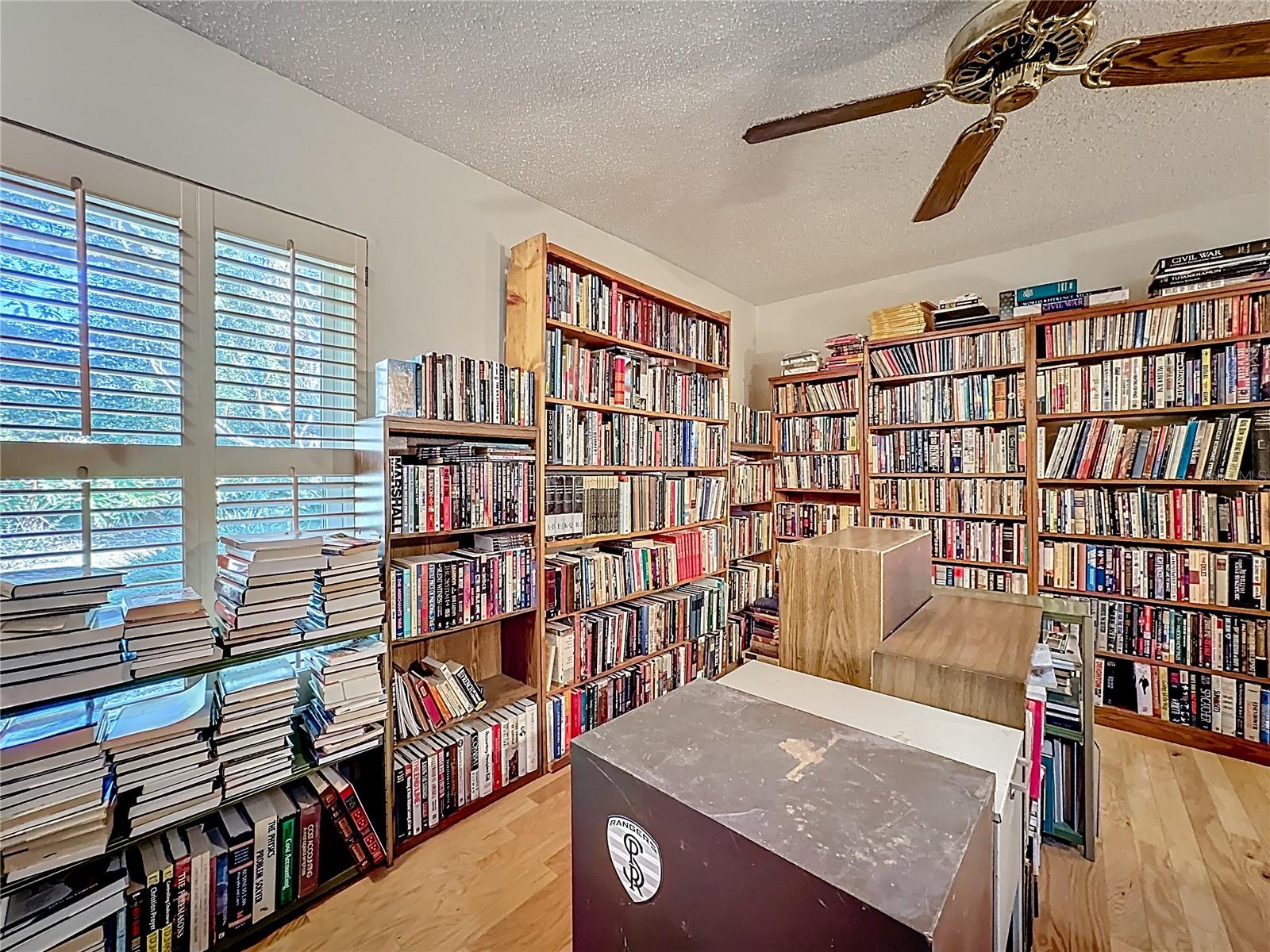 SPRING VALLEY ESTATES - Residential