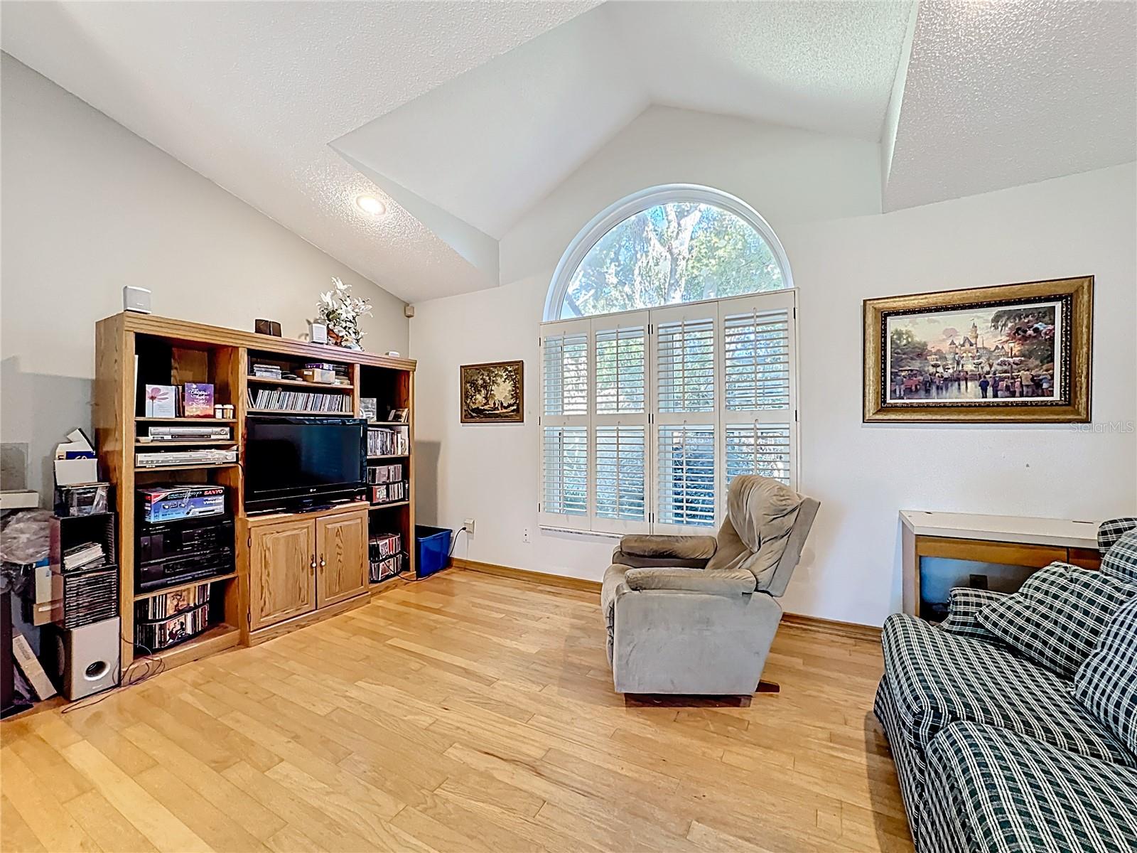 SPRING VALLEY ESTATES - Residential