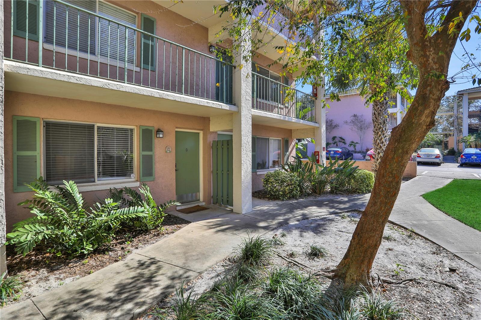 WATERSIDE AT CRANES ROOST A CONDO COMMUNITY - Residential