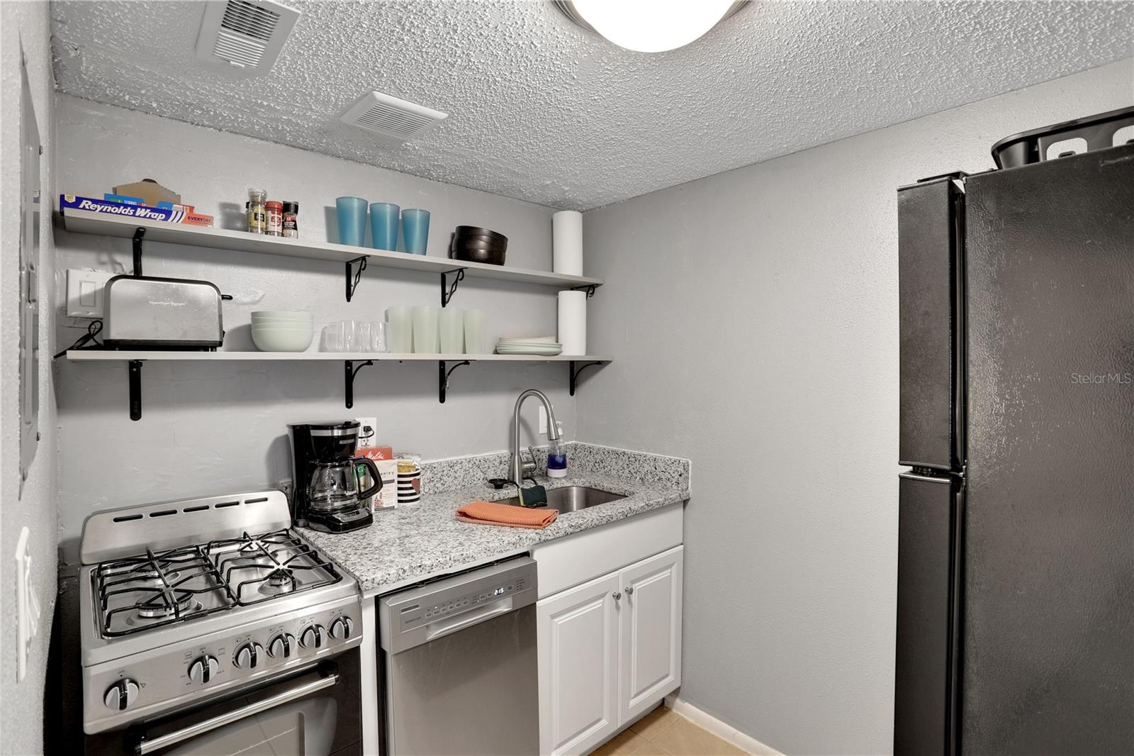 WATERSIDE AT CRANES ROOST A CONDO COMMUNITY - Residential