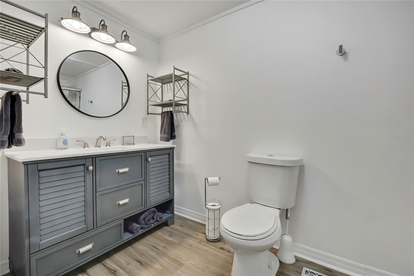 TIMBER LAKE ESTATES - Residential