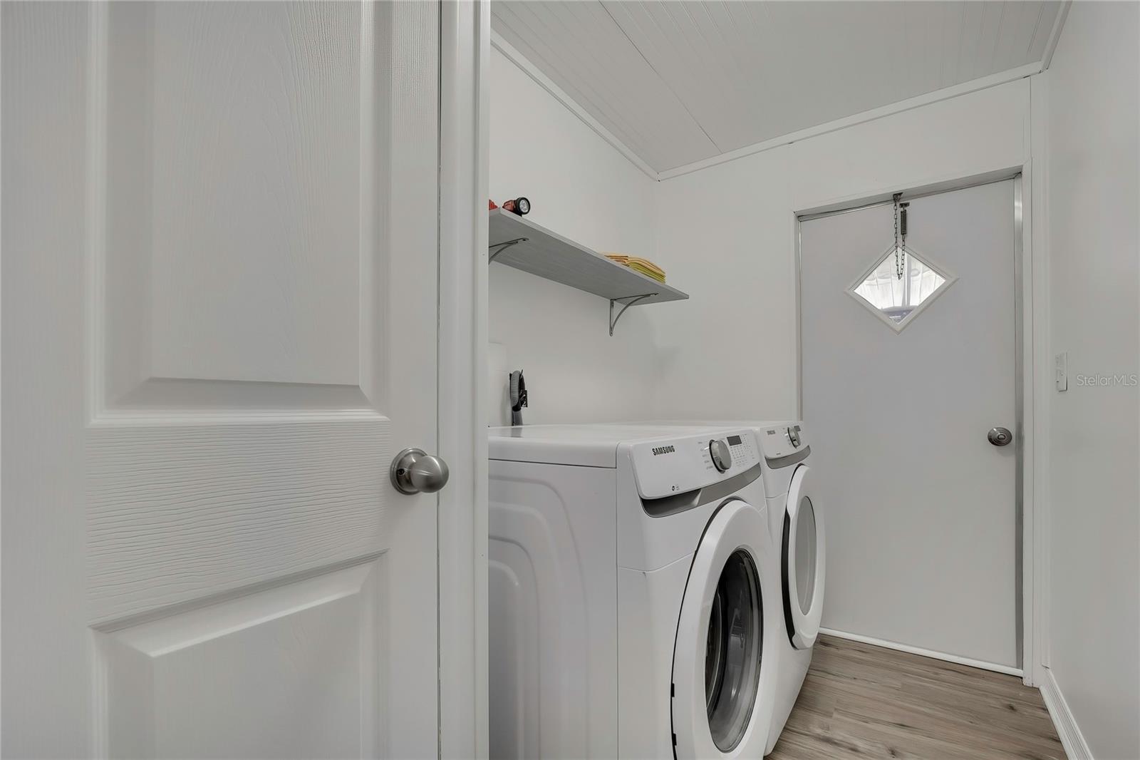 TIMBER LAKE ESTATES - Residential