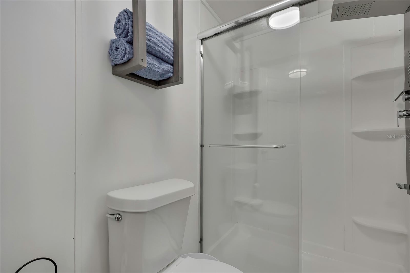 TIMBER LAKE ESTATES - Residential