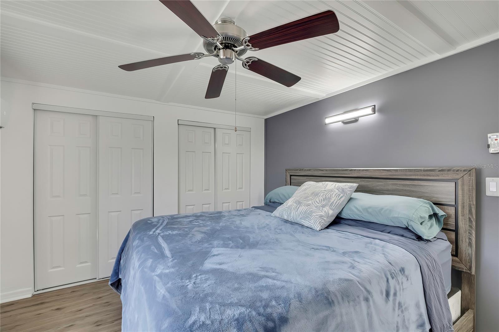 TIMBER LAKE ESTATES - Residential