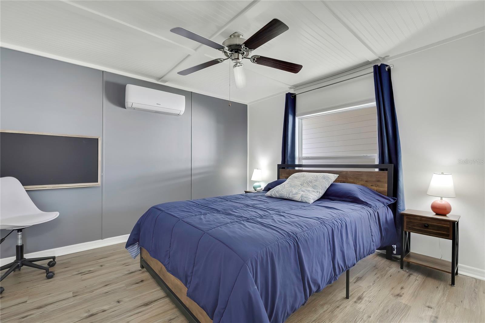 TIMBER LAKE ESTATES - Residential