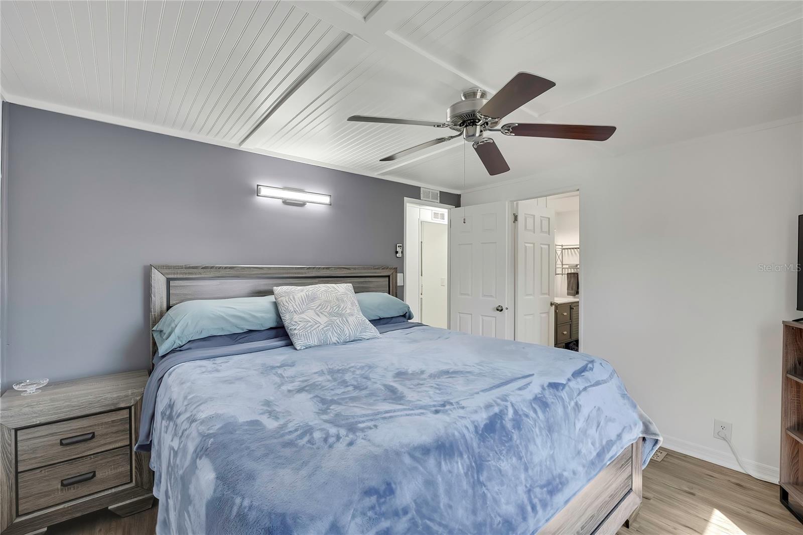 TIMBER LAKE ESTATES - Residential