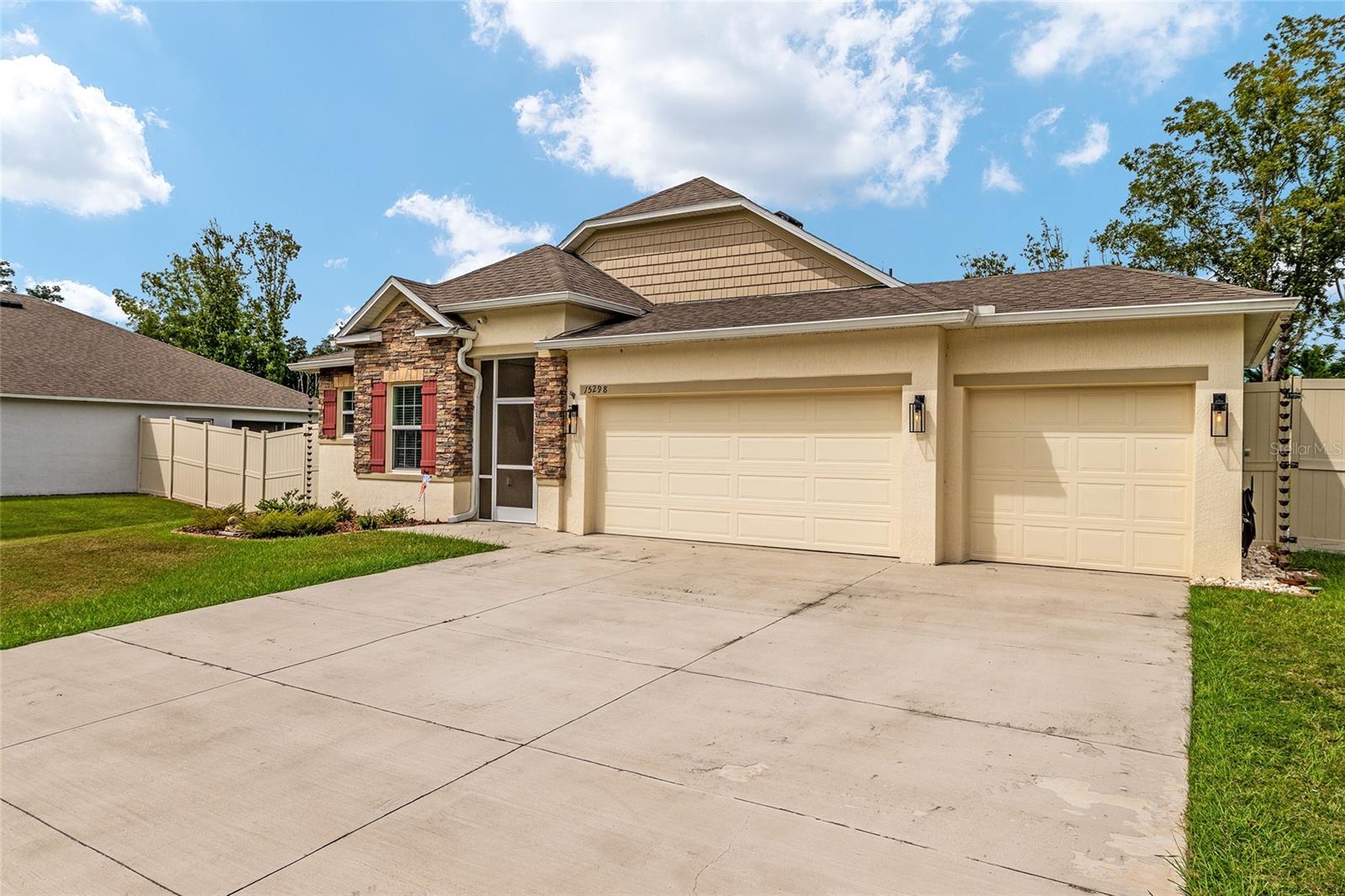 TARA VILLAGE PB 36 PG 50 - Residential