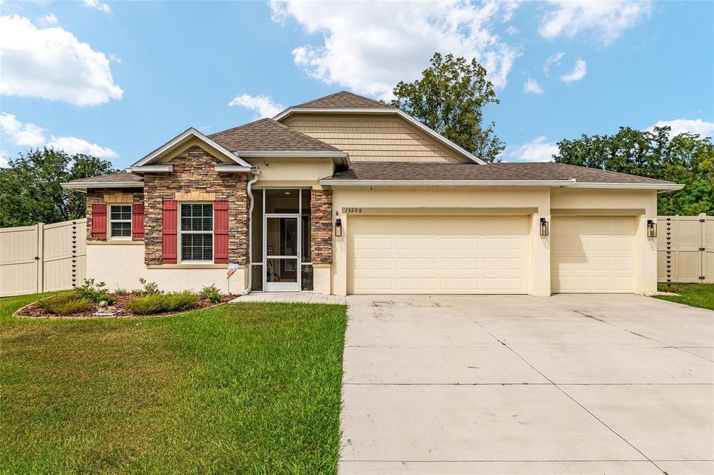 Photo of 15298 NW 121st Place, Alachua, FL 32615 (MLS # GC534268)