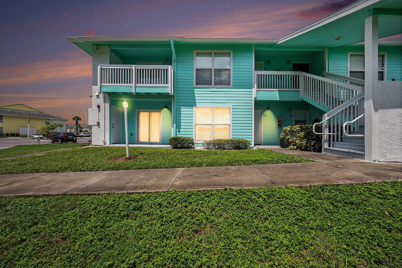 First floor remodeled one bedroom near Dunedin Causeway in Harbor Club of Palm Harbor close to beaches! First floor private condo offers you the casual lifestyle you have been looking for......view of preserve in the back with open floor plan. Kitchen has wood cabinets set in open kitchen with breakfast bar to dining/living area and built in microwave. Sliding doors from living area or from bedroom out to open balcony (with storage closet). Low monthly HOA includes water, sewer, trash, escrow reserves, insurance, common area taxes and exterior maintenance of the building. Community has two swimming pools, hot tub, tennis courts, basketball courts, community laundry facilities, and on-site community manager. Close to downtown Dunedin, Ozona, Caladesi Island, Honeymoon Island. Access to The Pinellas Trail.