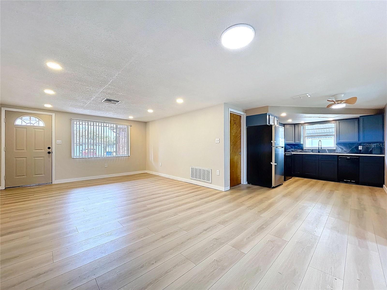 HOLIDAY LAKE ESTATES - Residential