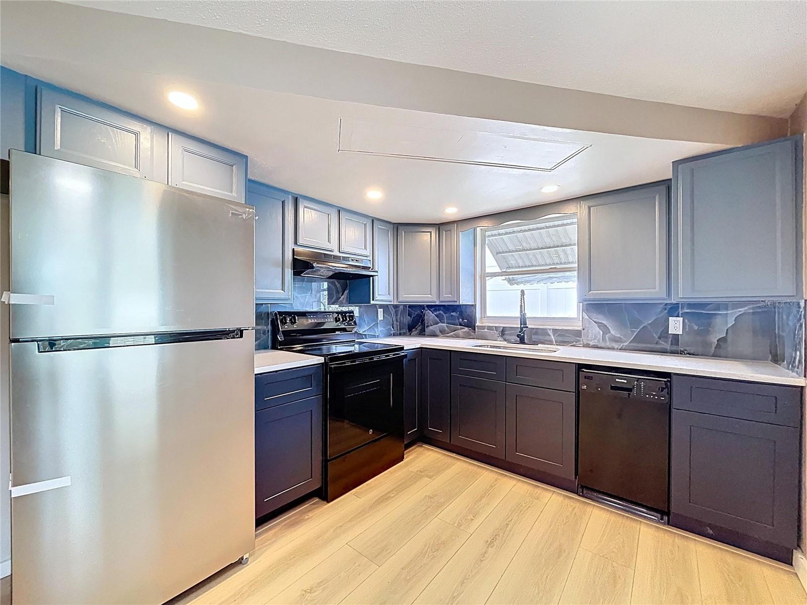 HOLIDAY LAKE ESTATES - Residential