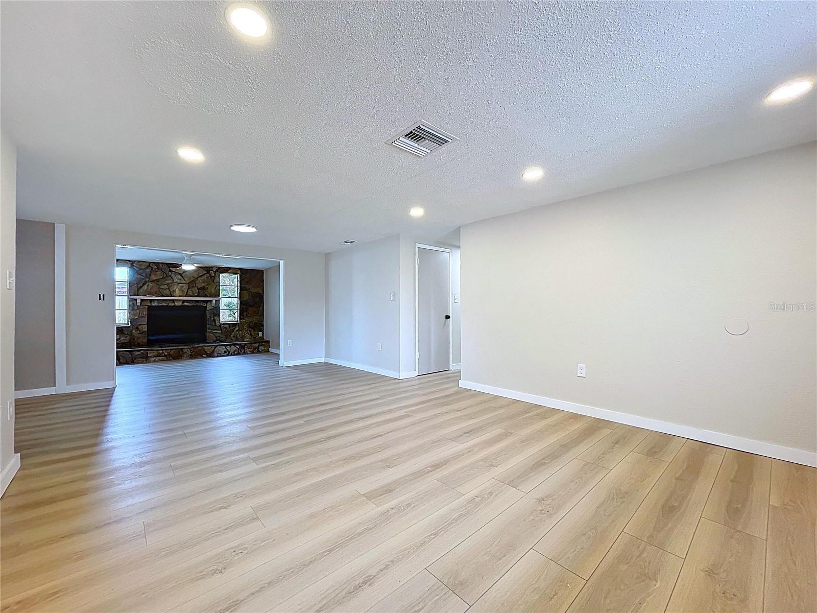 HOLIDAY LAKE ESTATES - Residential