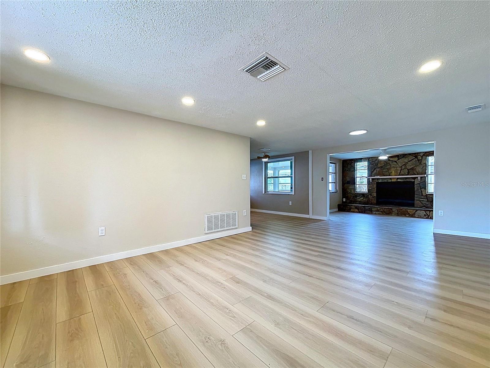 HOLIDAY LAKE ESTATES - Residential