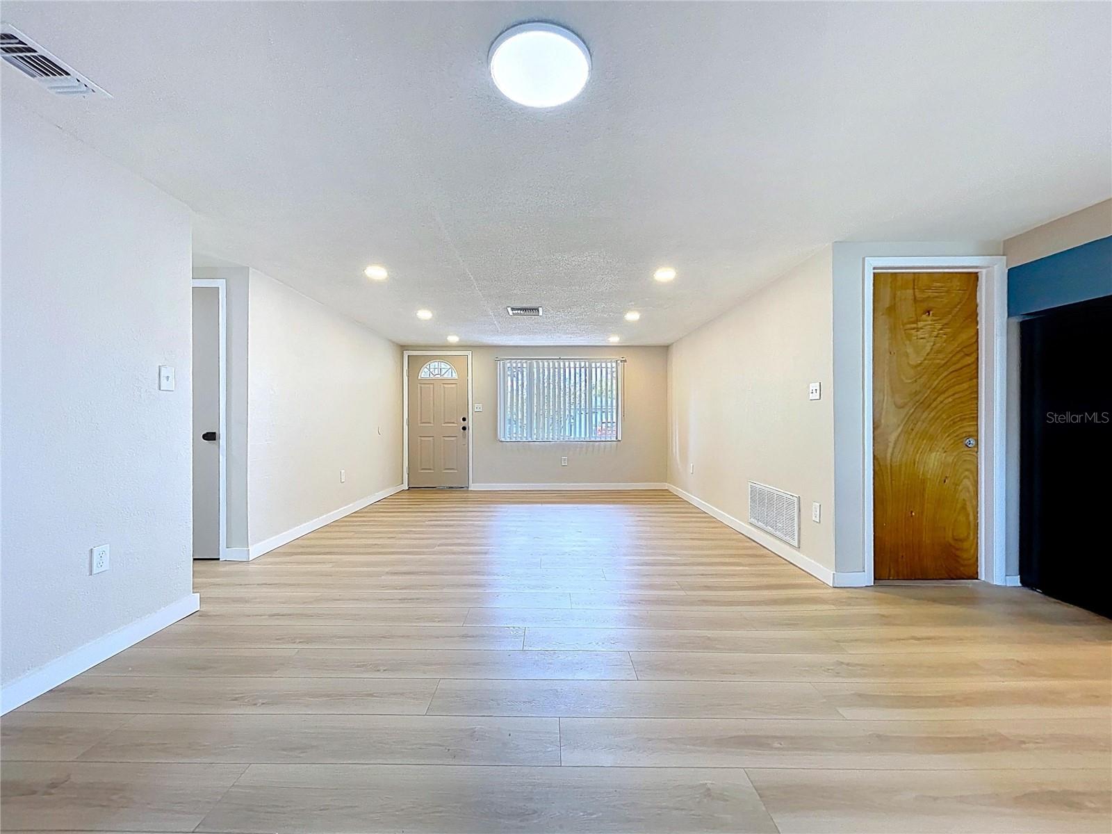 HOLIDAY LAKE ESTATES - Residential