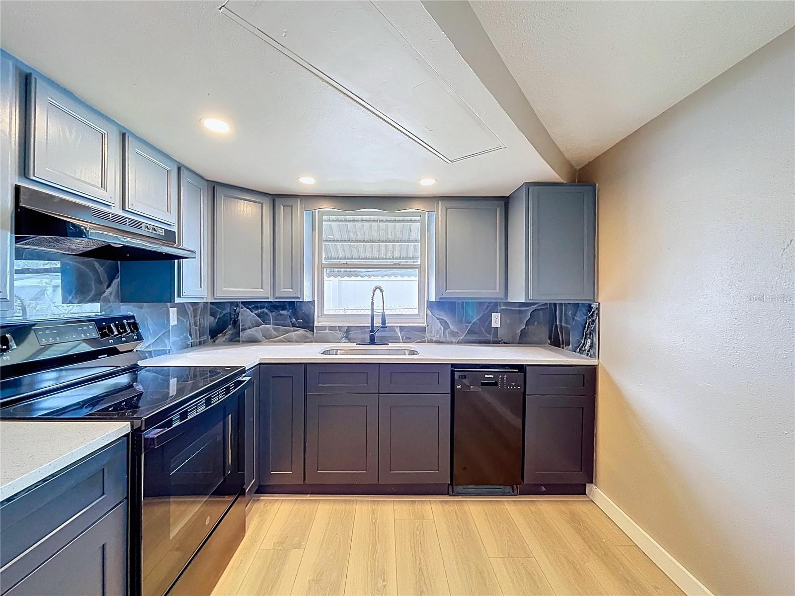 HOLIDAY LAKE ESTATES - Residential