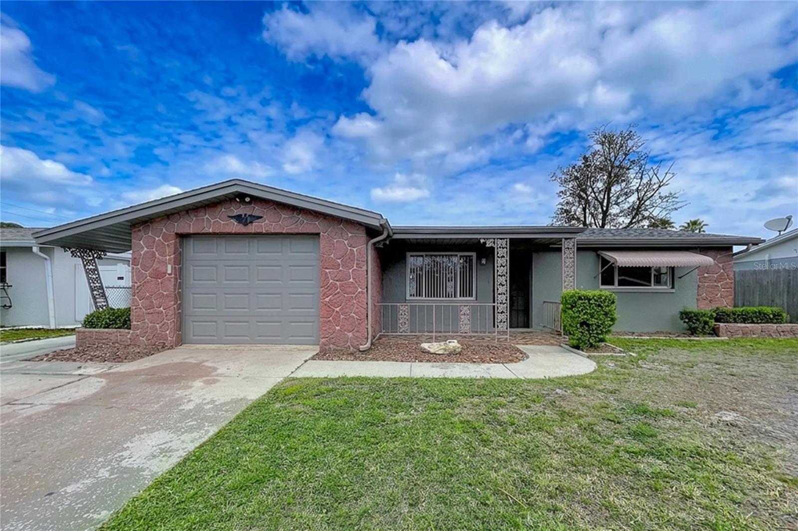 HOLIDAY LAKE ESTATES - Residential