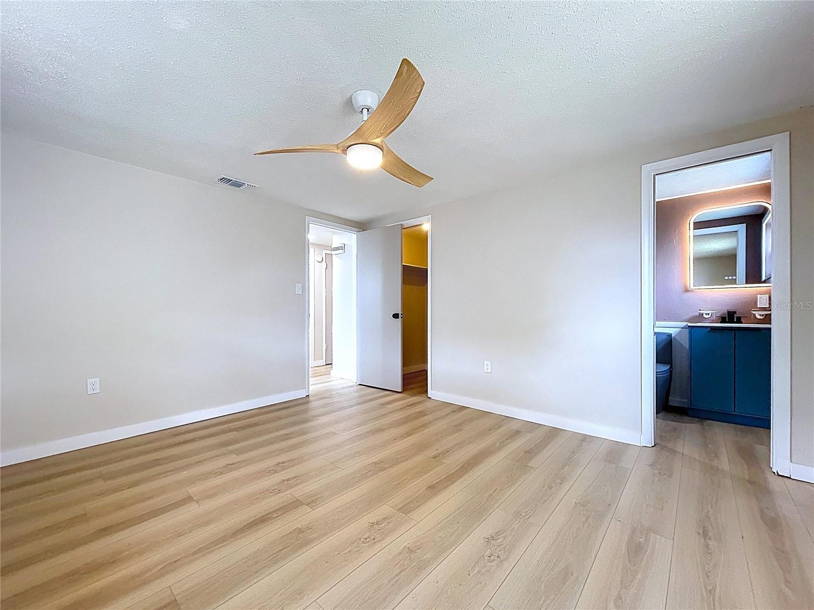 HOLIDAY LAKE ESTATES - Residential