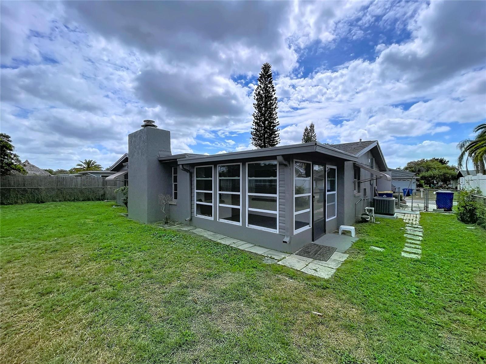 HOLIDAY LAKE ESTATES - Residential