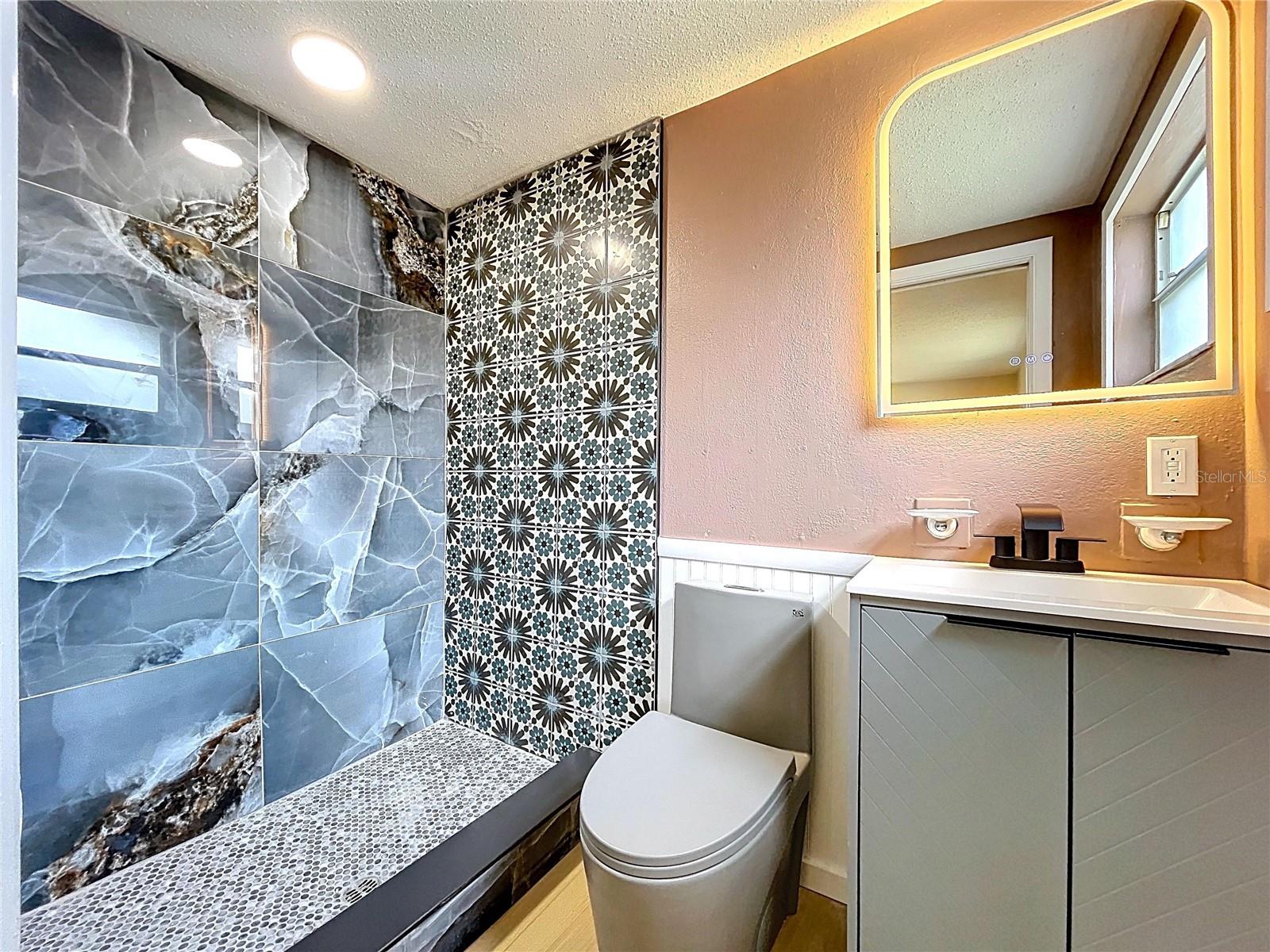 HOLIDAY LAKE ESTATES - Residential