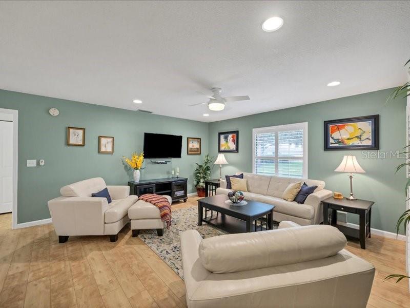 4021 OAKHURST DRIVE 3121