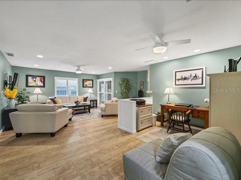 OAKHURST PH III - Residential