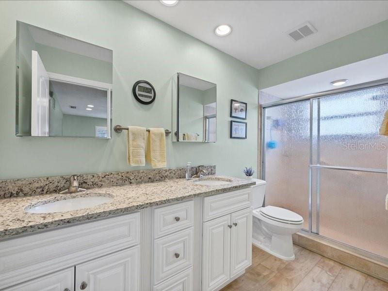 OAKHURST PH III - Residential