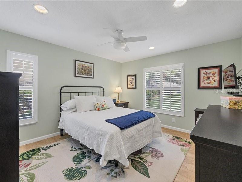 OAKHURST PH III - Residential