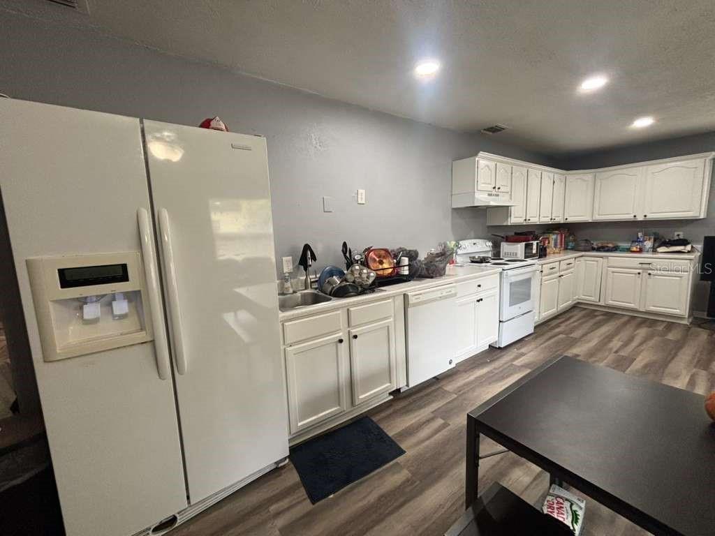 LOCKHARTS SUB - Residential