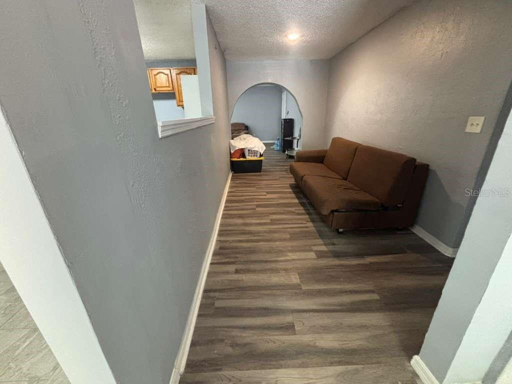 LOCKHARTS SUB - Residential