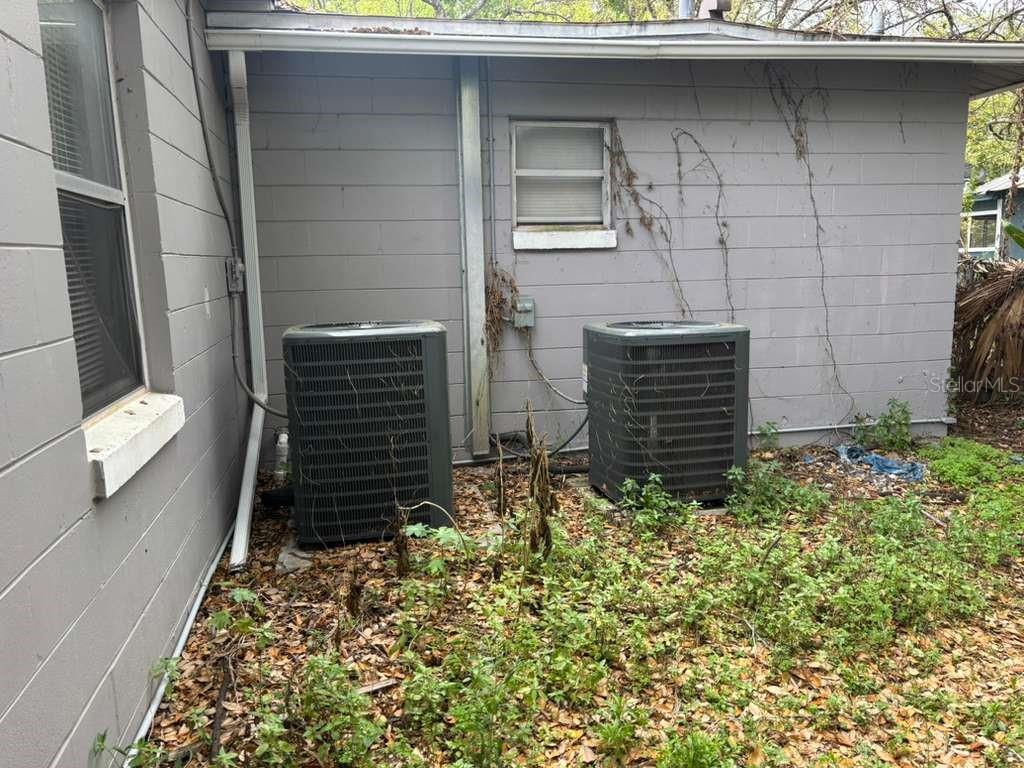 LOCKHARTS SUB - Residential