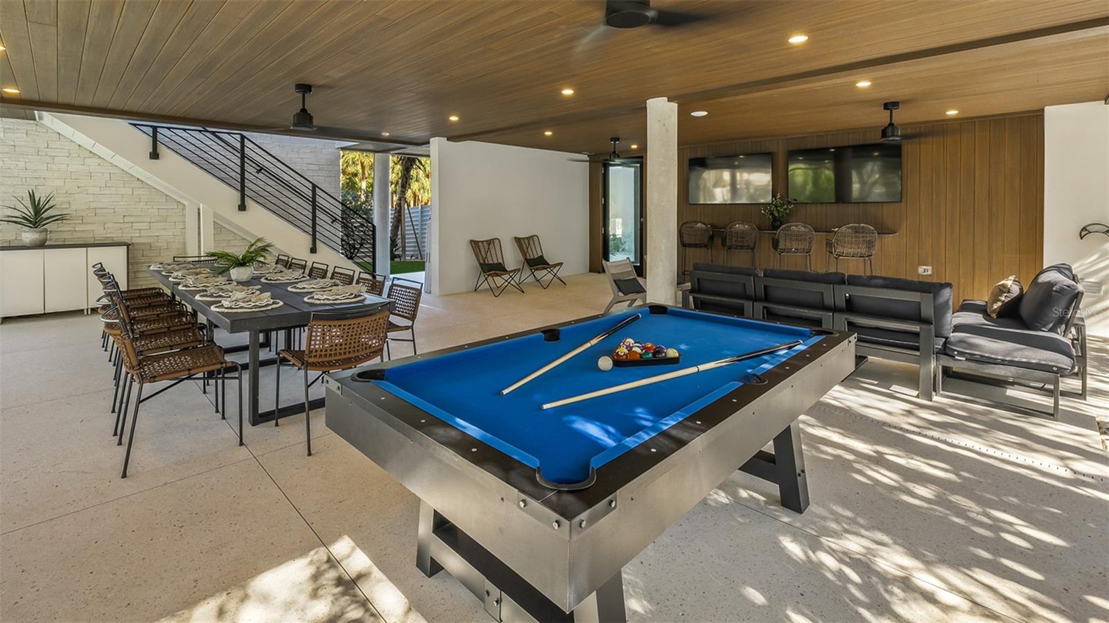 SARASOTA BEACH - Residential