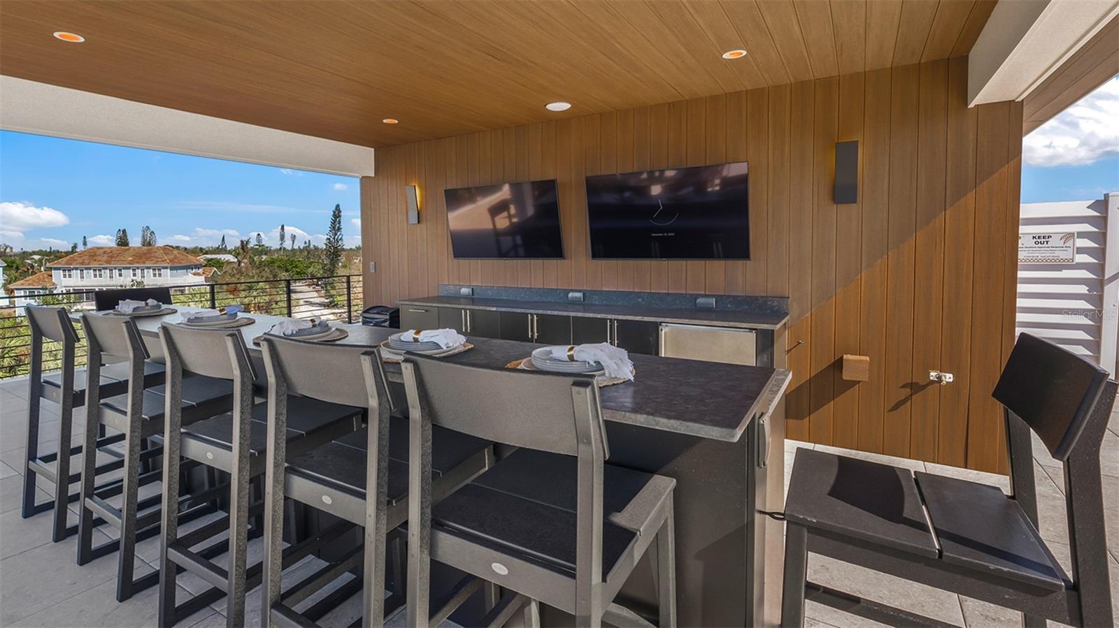 SARASOTA BEACH - Residential