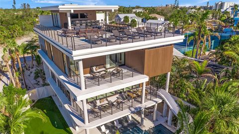 Photo of 5507 Calle Del Invierno, Sarasota, FL 34242 (MLS # A4667675)