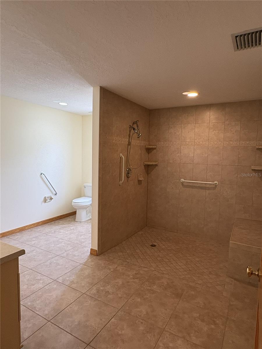 OAKWOOD ACRES - Residential