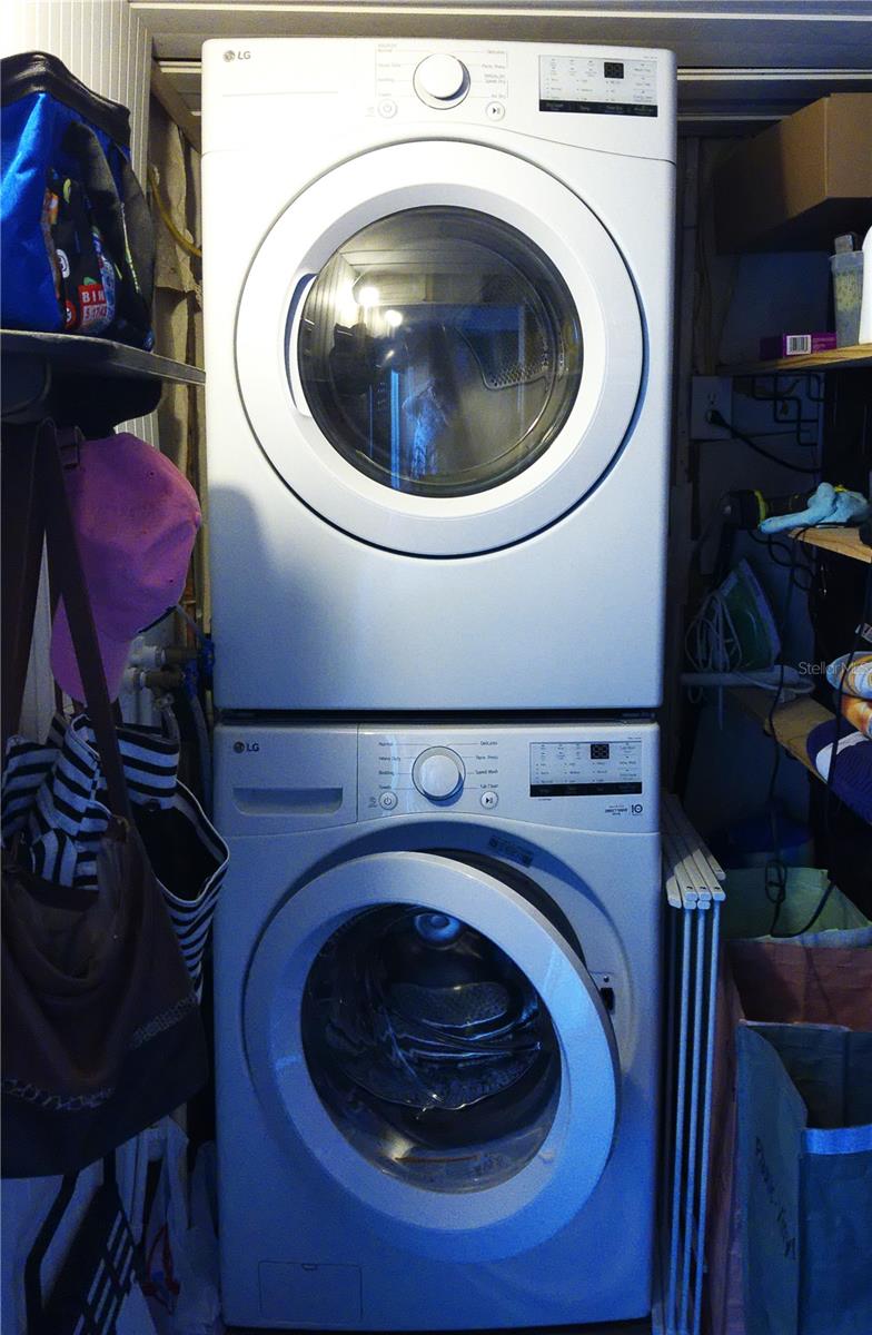 HOLIDAY PARK - Residential