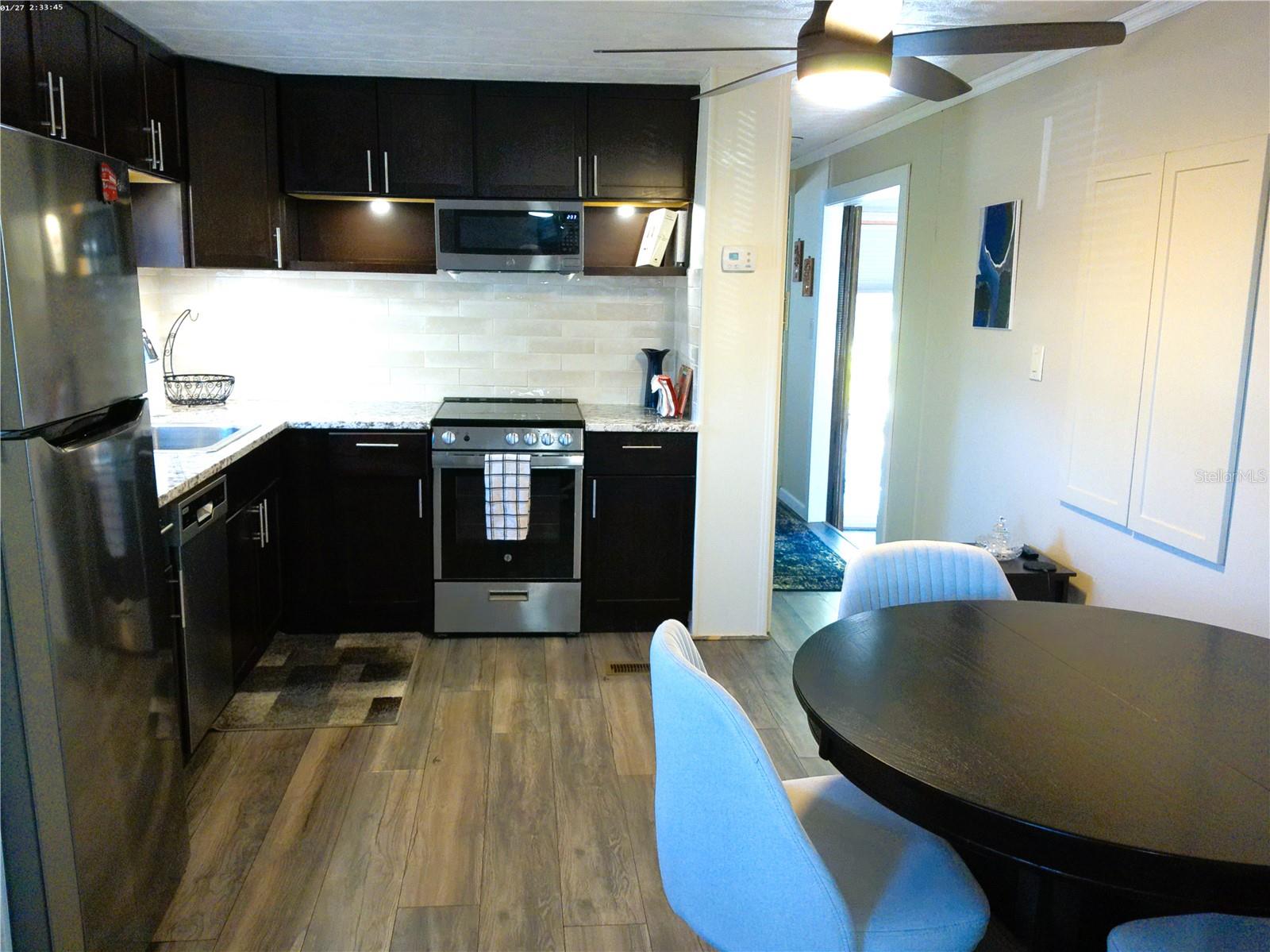 HOLIDAY PARK - Residential