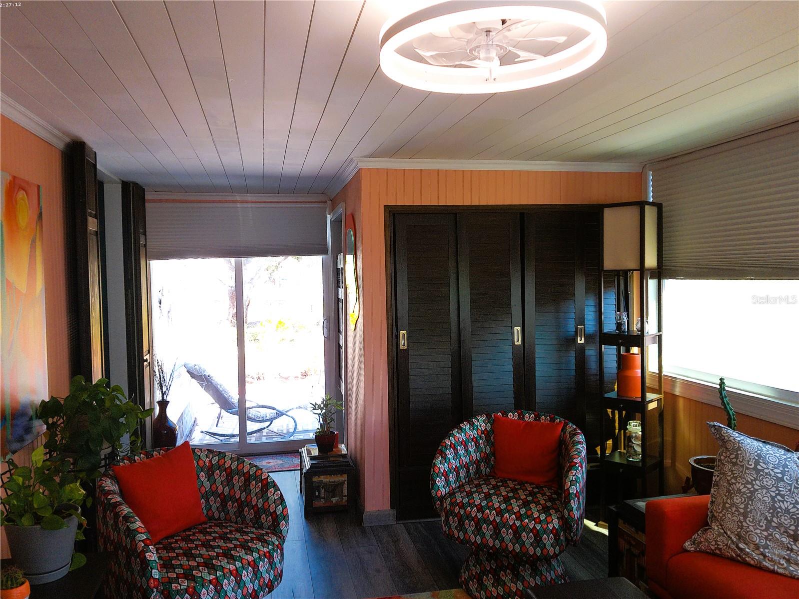 HOLIDAY PARK - Residential