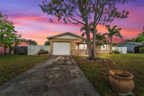 8593 LANTANA DRIVE SEMINOLE FL 33777