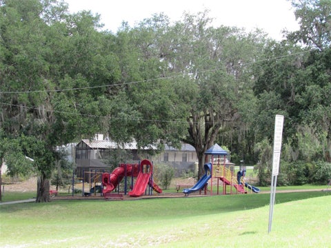 Tiny photo for 0 NW Chestnut Avenue, Dunnellon, FL 34431 (MLS # OM729400)