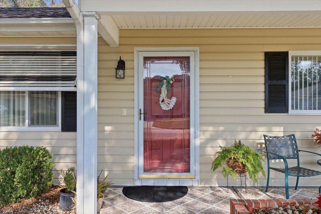 Photo of 11263 SW 138th Lane, Dunnellon, FL 34432 (MLS # OM714649)