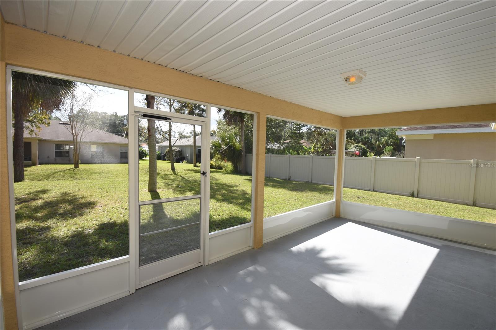 PINE GROVE - Residential Lease