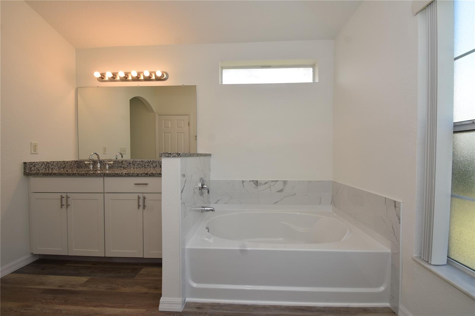 PINE GROVE - Residential Lease