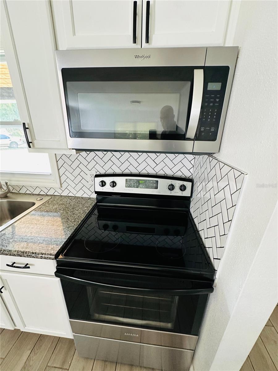 MOUNT DORA MOUNT DORA HEIGHTS - Residential