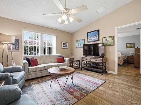 Tiny photo for 1070 Berkshire Place, The Villages, FL 32162 (MLS # G5114405)