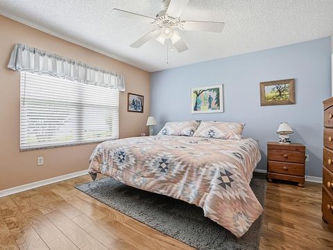 Tiny photo for 1070 Berkshire Place, The Villages, FL 32162 (MLS # G5114405)