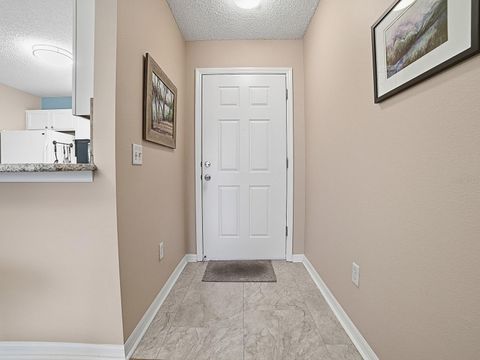 Tiny photo for 1070 Berkshire Place, The Villages, FL 32162 (MLS # G5114405)