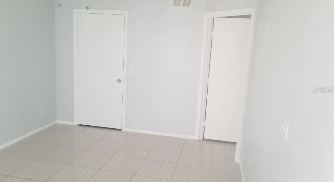 VILLAS DEL SOL AT KISS CONDO - Residential Lease